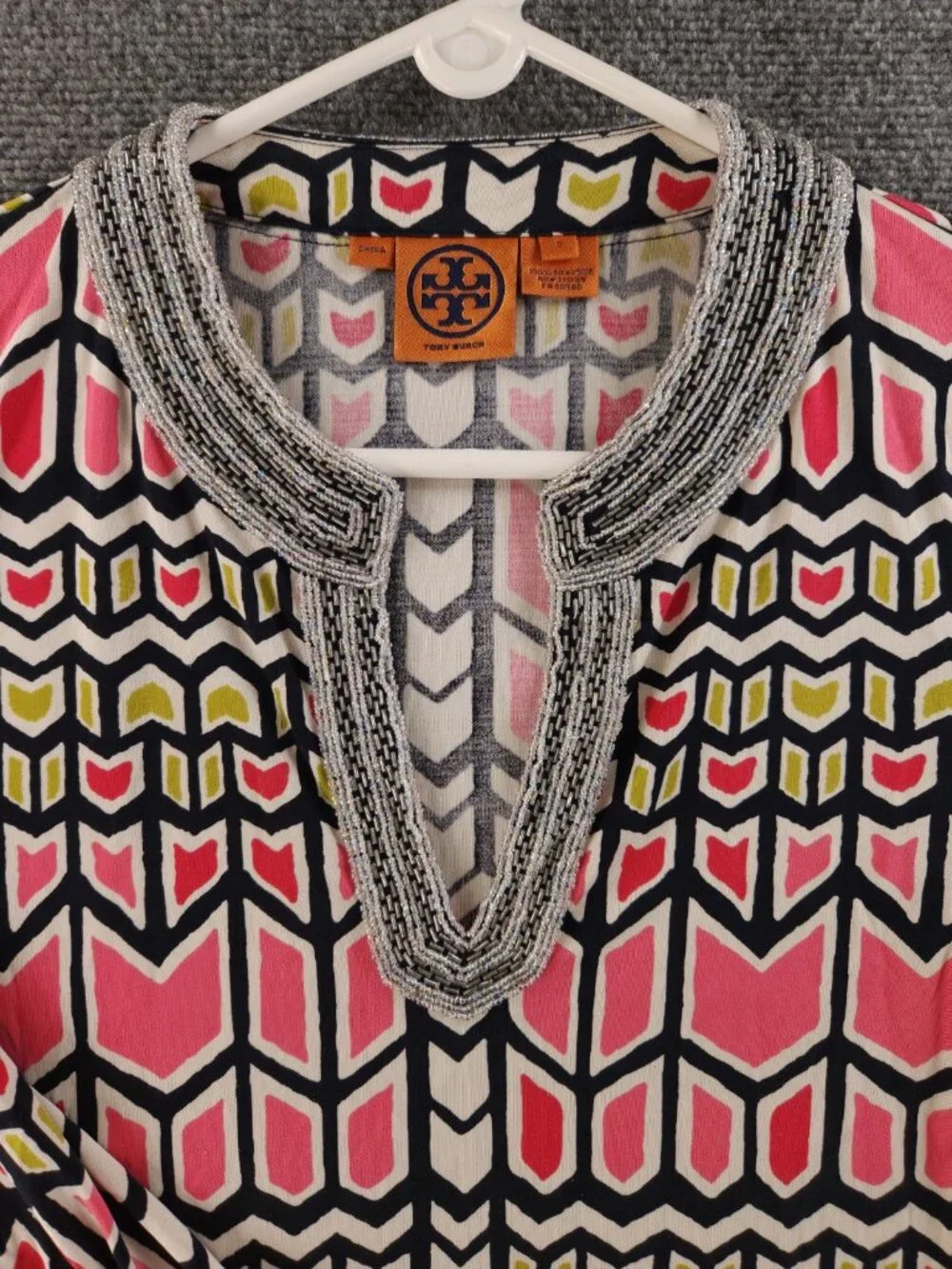 TORY BURCH Women All Silk Geometric Beaded Pullover V Neck Small Shirt Top